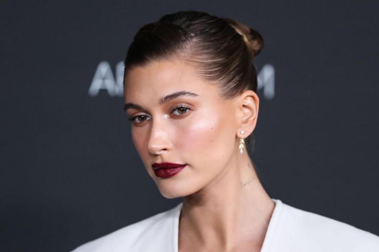 Hailey Bieber swears by this €18 face cream, which can be found in any pharmacy